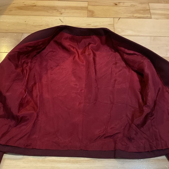 Vintage Burgundy Blazer - Picture 8 of 10